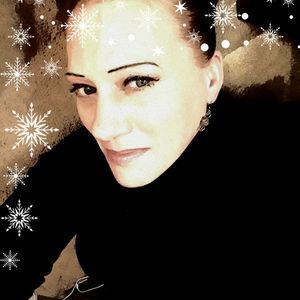 Meet your Posher, Jenn